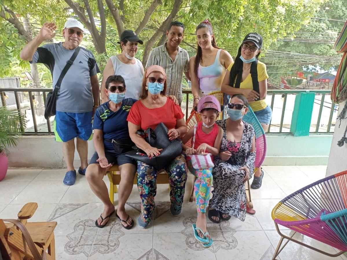 Hostel Shalom Adonai Cartagena エクステリア 写真