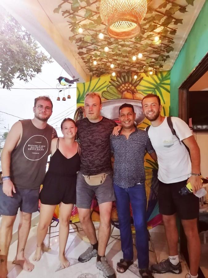 Hostel Shalom Adonai Cartagena エクステリア 写真