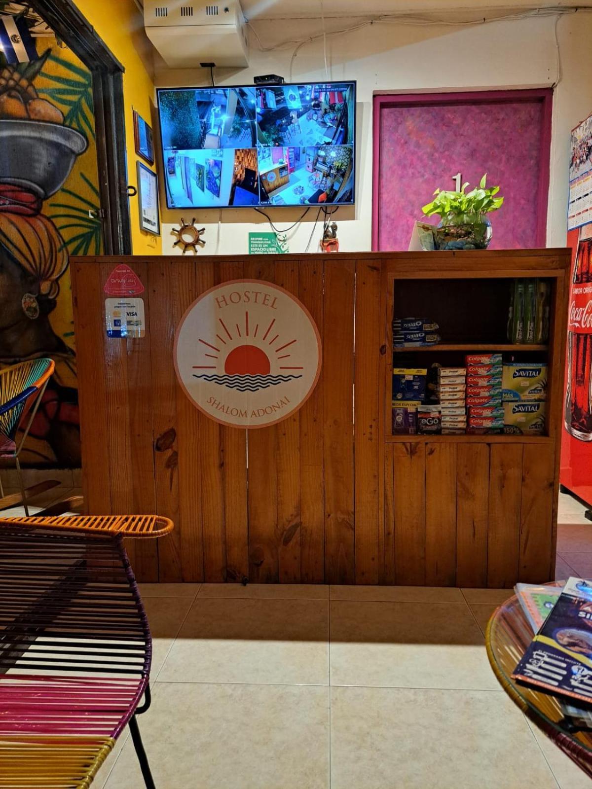 Hostel Shalom Adonai Cartagena エクステリア 写真