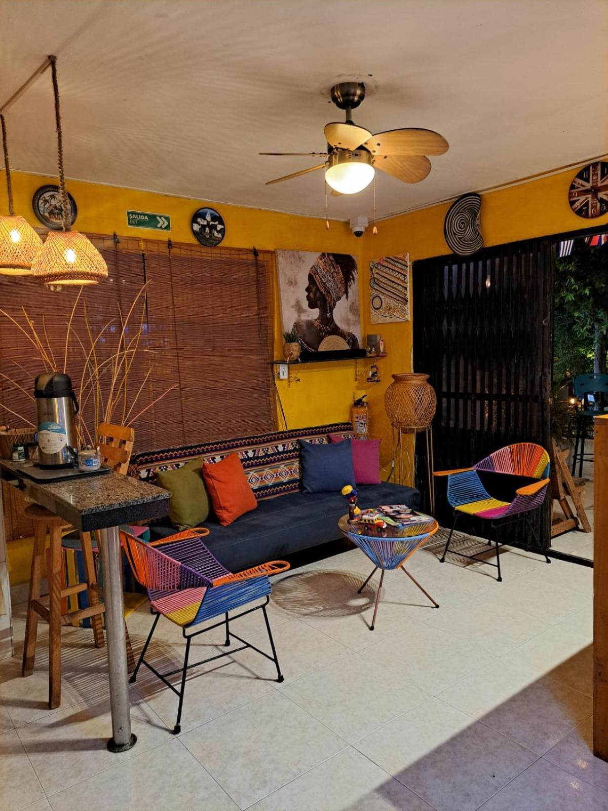 Hostel Shalom Adonai Cartagena エクステリア 写真