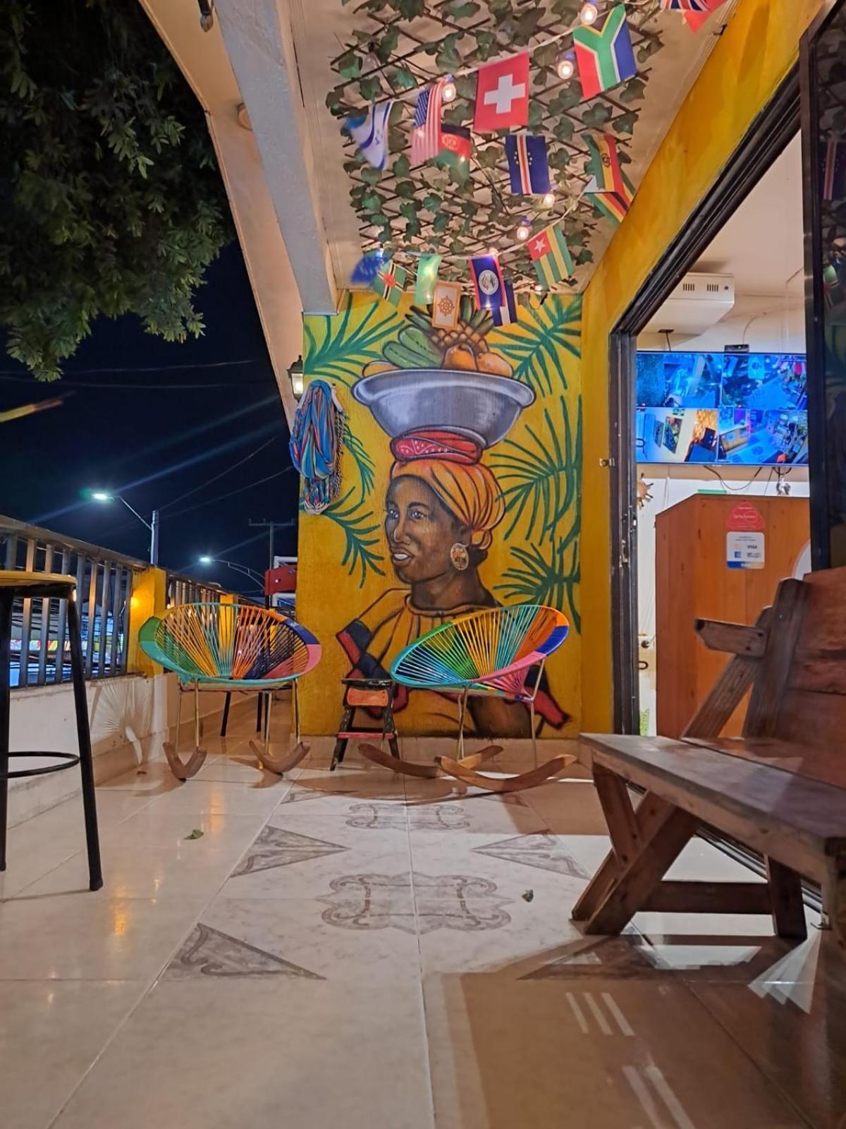 Hostel Shalom Adonai Cartagena エクステリア 写真