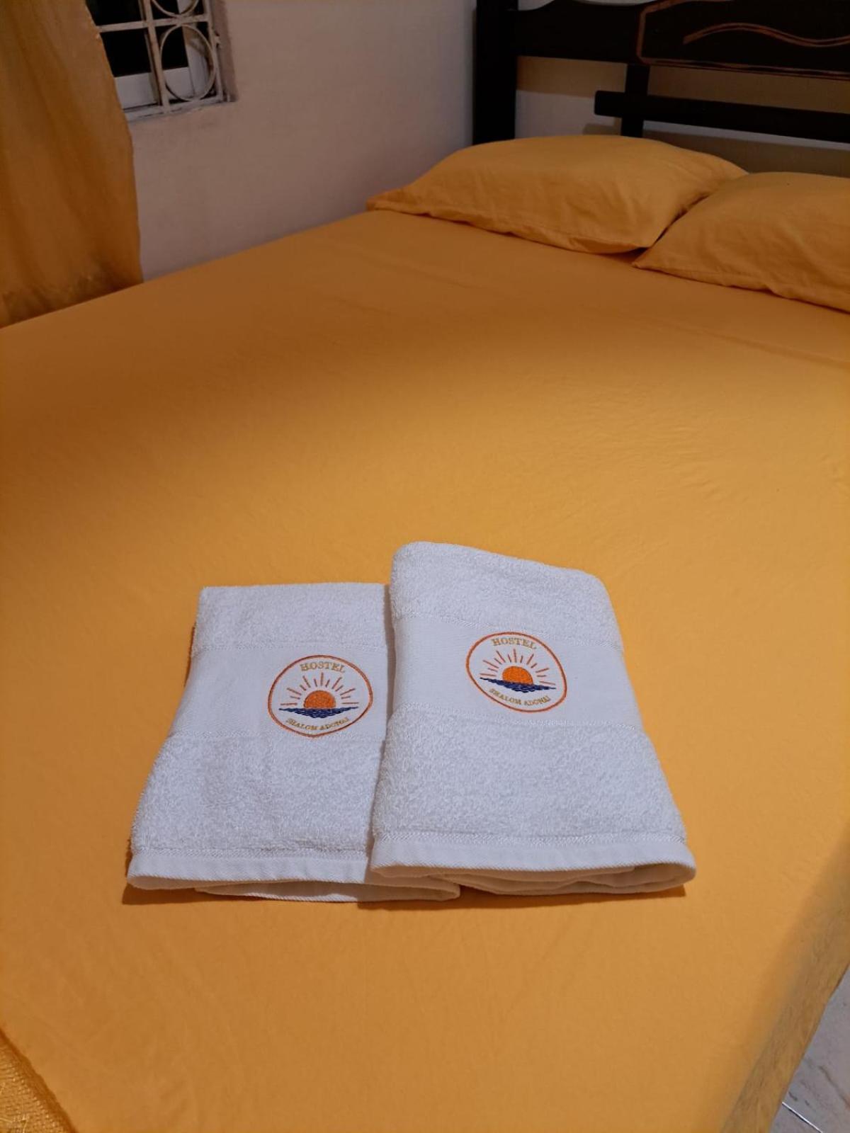 Hostel Shalom Adonai Cartagena エクステリア 写真