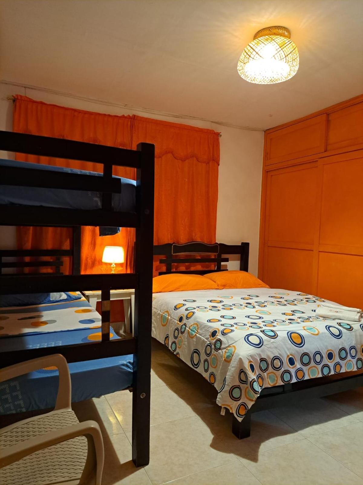 Hostel Shalom Adonai Cartagena エクステリア 写真